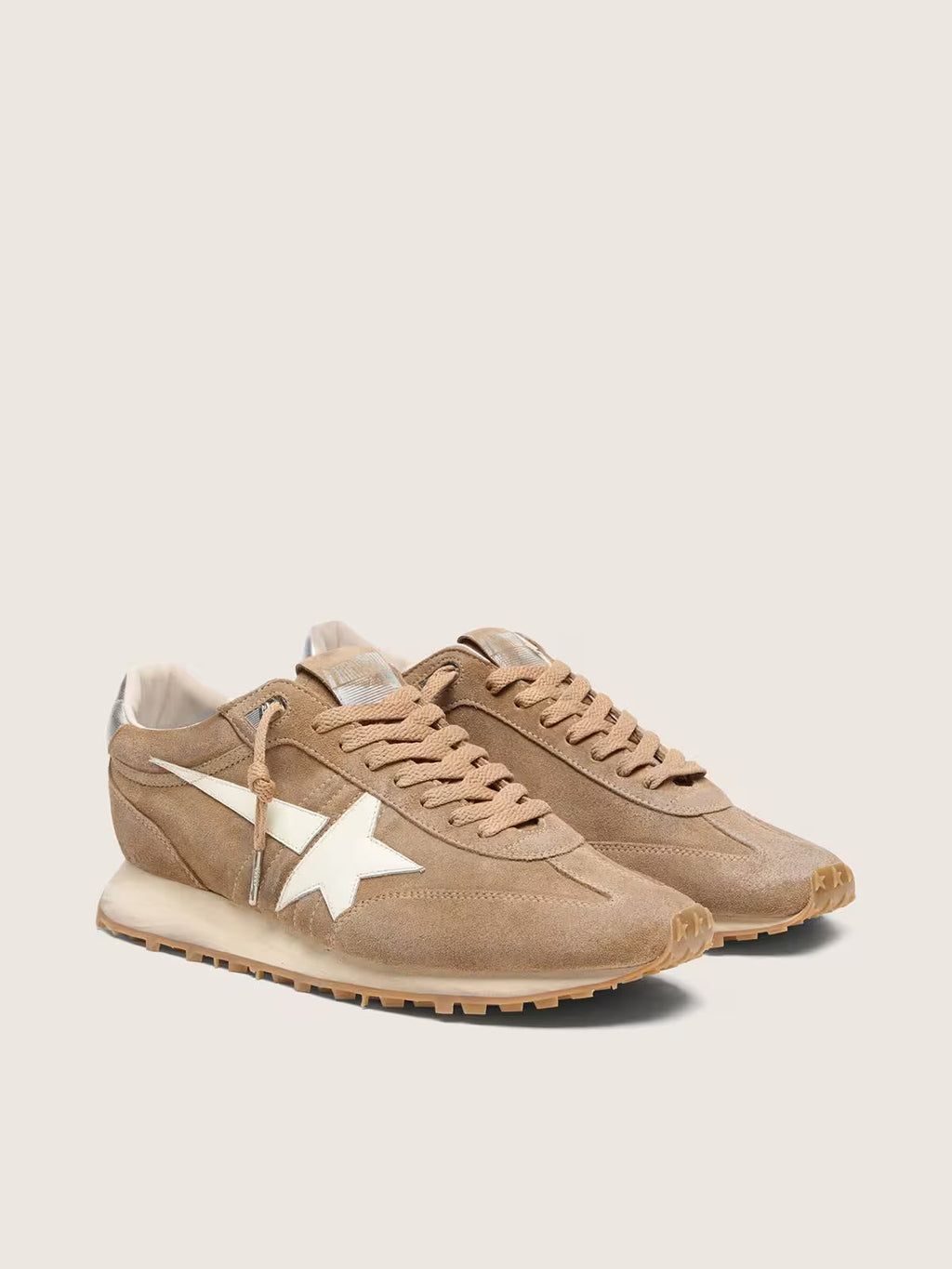 Golden Goose Marathon in tobacco suede with white star