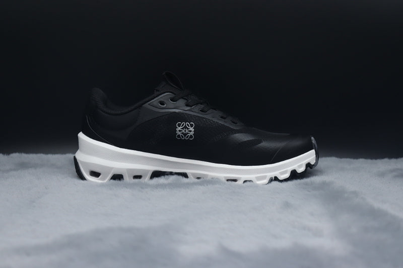 ON LOEWE X Cloud Venture