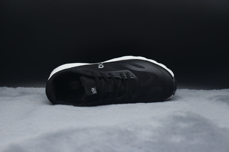 ON LOEWE X Cloud Venture