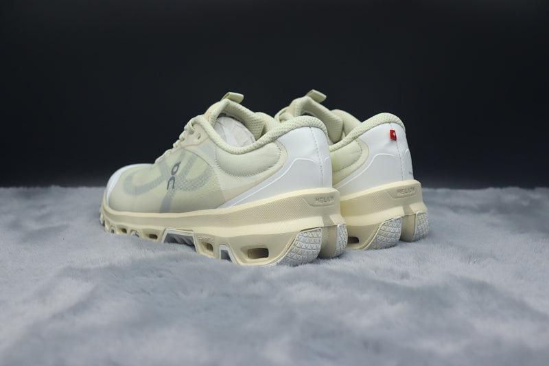 ON LOEWE X Cloud Venture