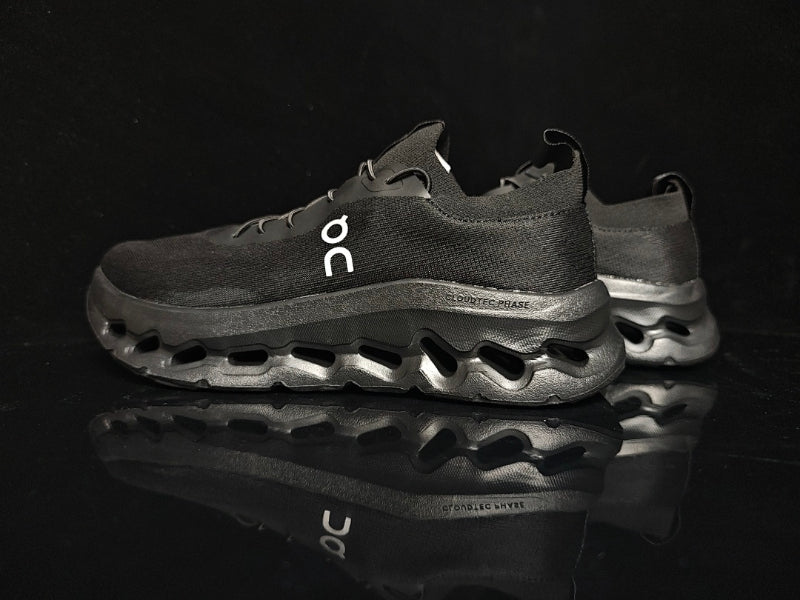 ON LOEWE×On Cloudtilt