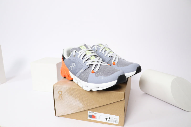 ON Cloudflyer4