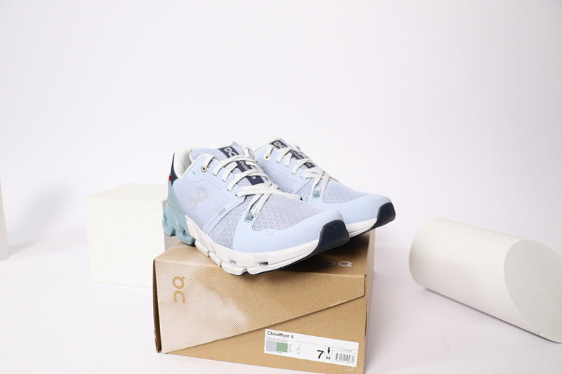 ON Cloudflyer4