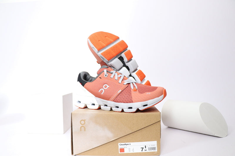 ON Cloudflyer4
