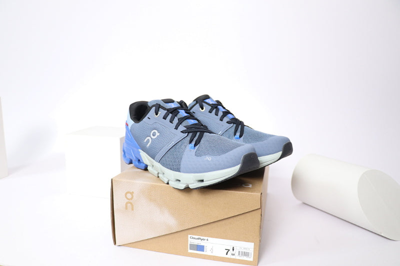ON Cloudflyer4
