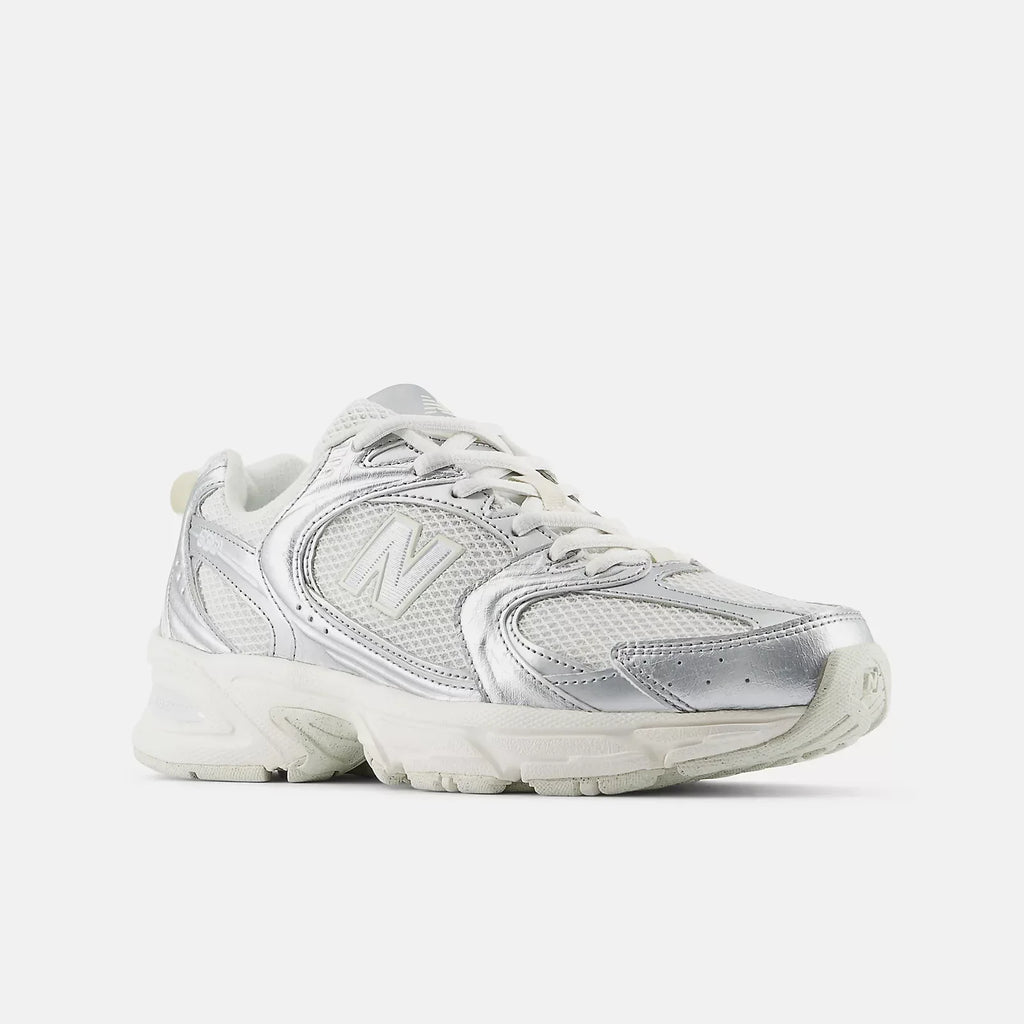 New Balance 530 SILVER METALLIC with REFLECTION