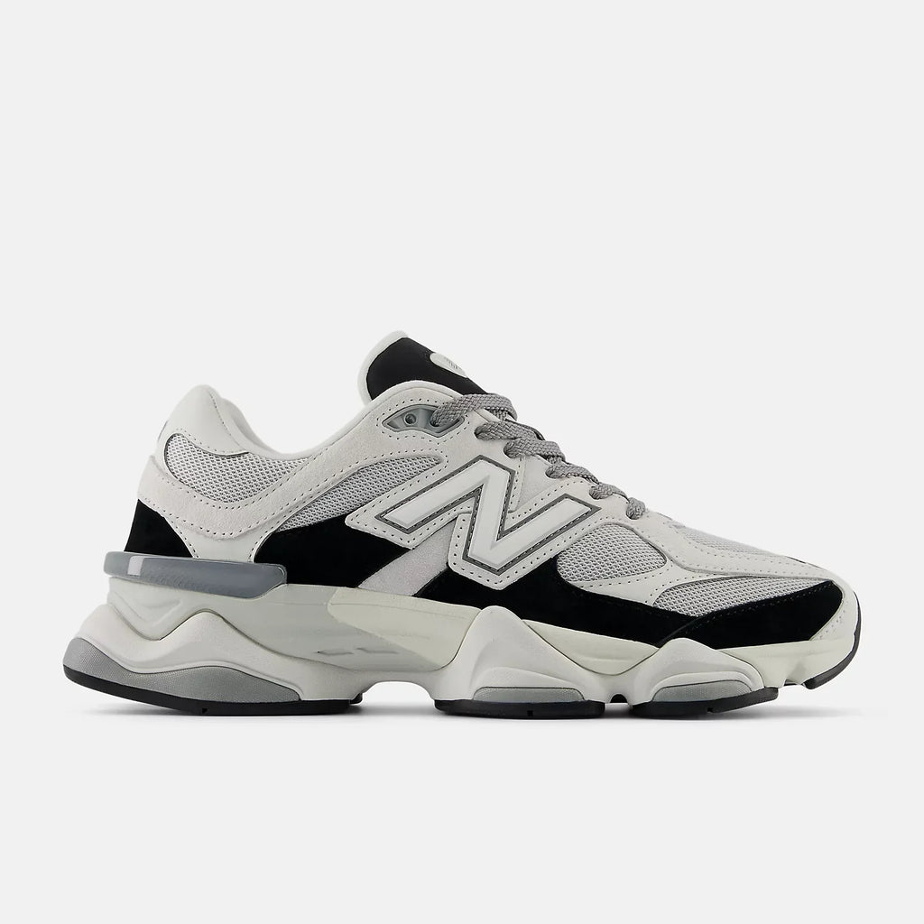 New Balance 9060 BLACK with REFLECTION